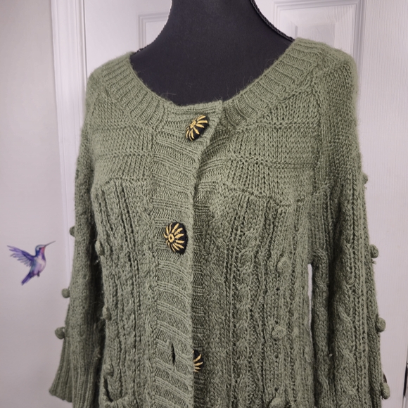 Sweet by Miss Me M Alpaca Blend Granny Core Bobble Cable Knit Cardigan - Picture 3 of 7